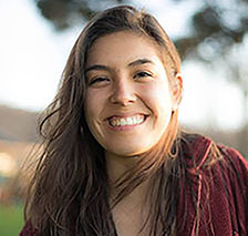 Anna Delapaz ’17 photo